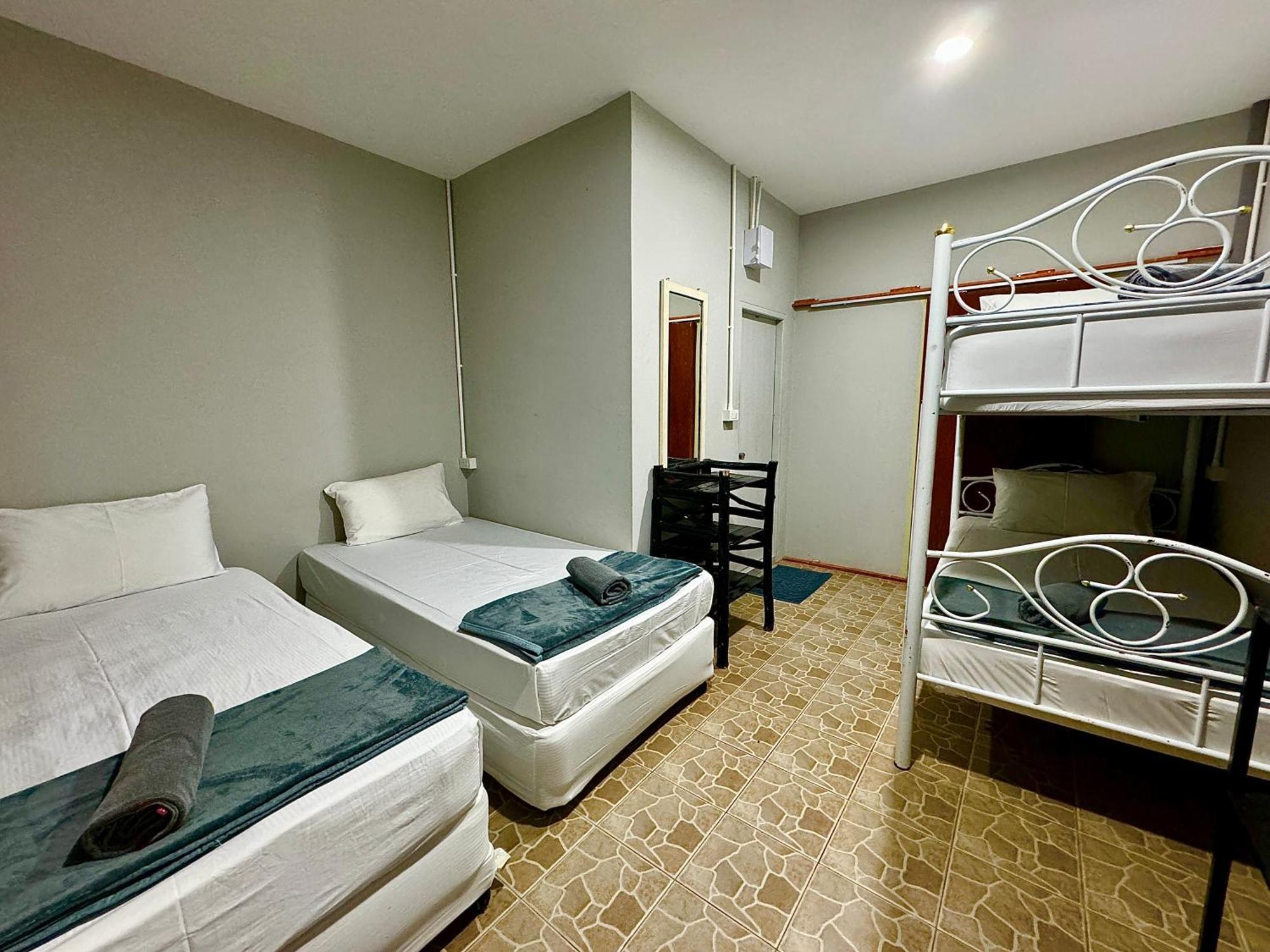 Eclipse Hostel And Bar Хад-Рін Екстер'єр фото